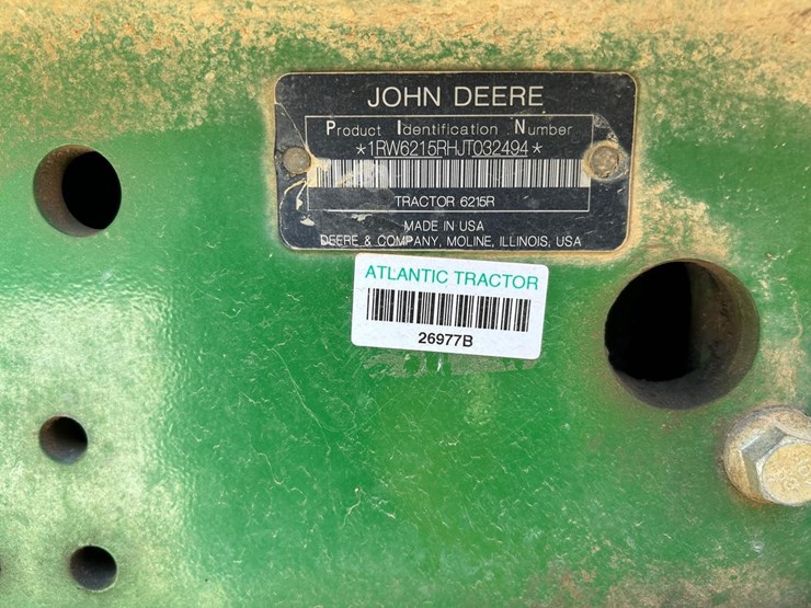 2018-john-deere-6215r-image-33