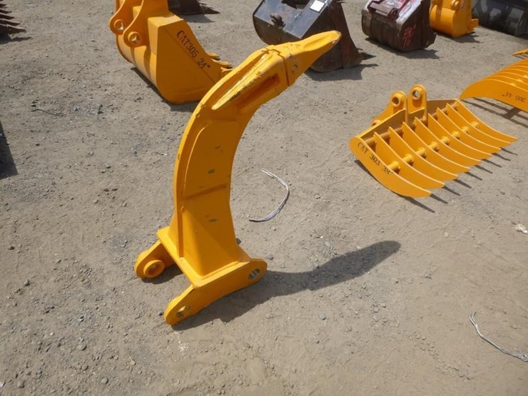 caterpillar-305-image-3