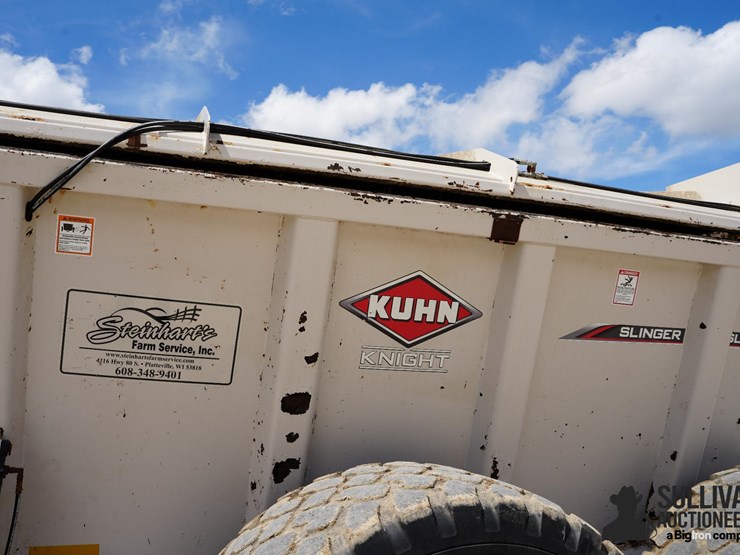 kuhn-knight-slc141t-pull-type-manure-spreader-image-16