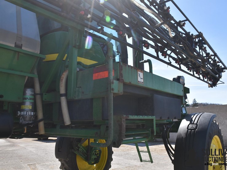 2009-john-deere-4730-image-17