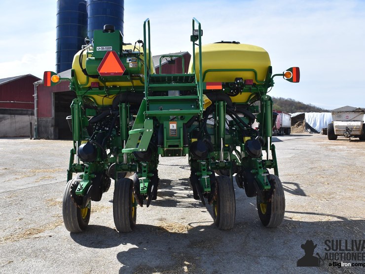 2016-john-deere-1775nt-image-6