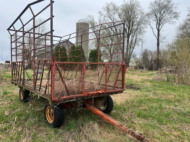 #9574-•-16'-hay-wagon-image-1