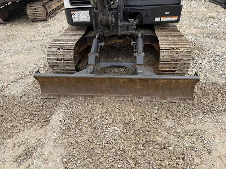 bobcat-e80-image-11