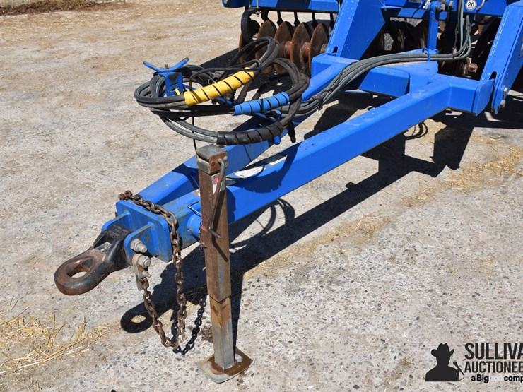 2010-landoll-7431vt-plus-33'-vertical-tillage-tool-image-9