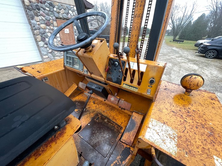 #406-•-case-585d-construction-king-forklift-(appleton,-wi)-image-61
