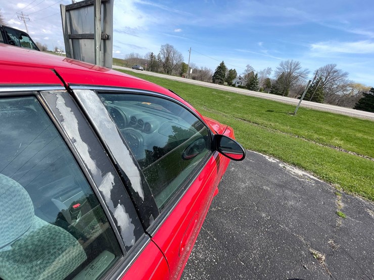#498-•-2004-pontiac-grand-am-(has-wi-title)-(denmark,-wi)-image-21