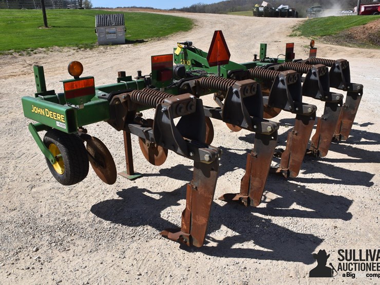 2011-john-deere-2100-image-7