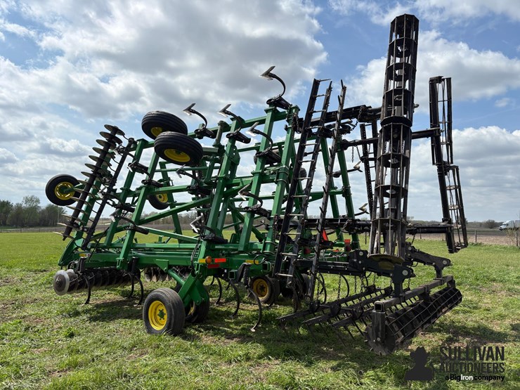 2014-john-deere-2310-image-7