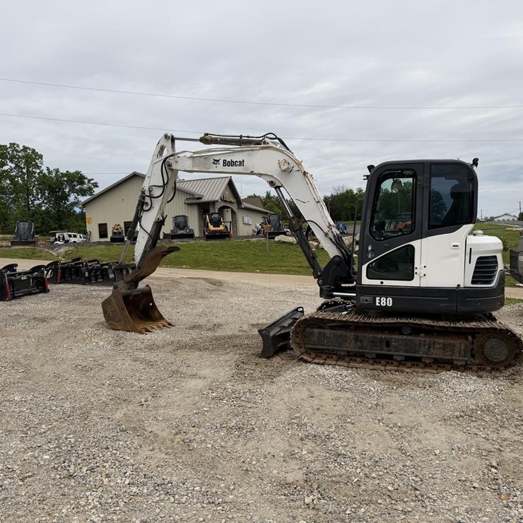 BOBCAT E80