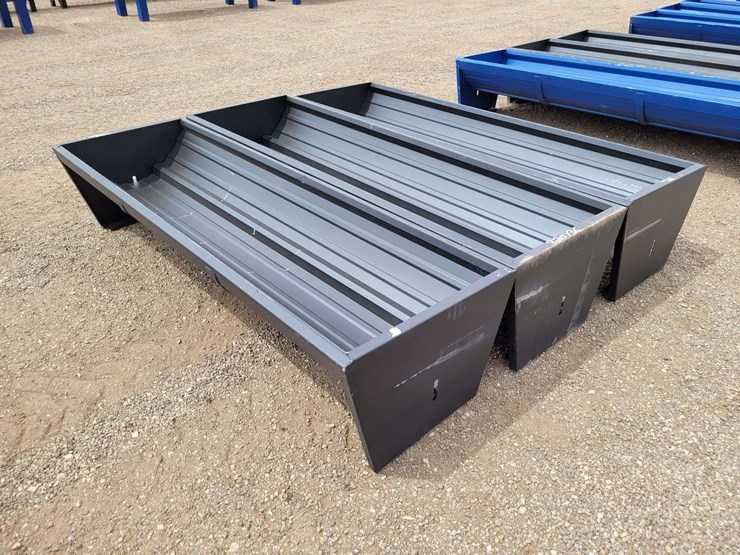 (3)-cattle-feeders-v2025-84-in.-light-duty-fork-extensions-image-2