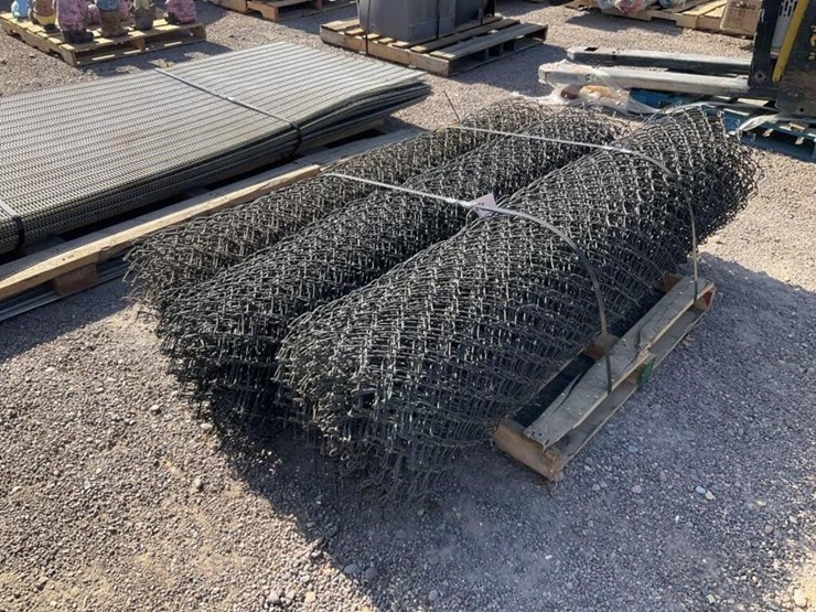 pallet-of-6ft-chainlink-image-2