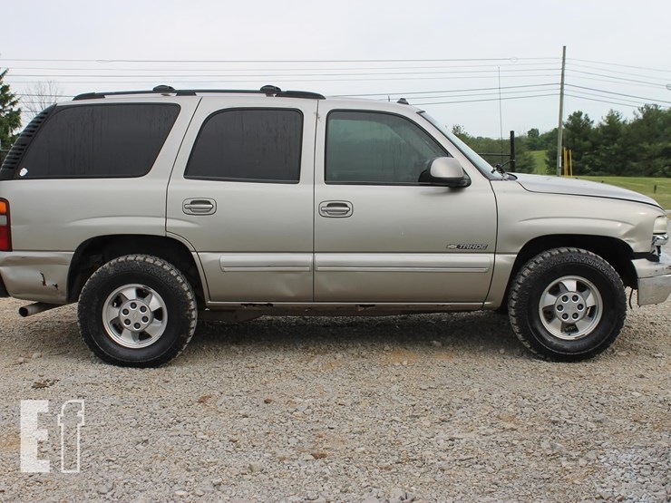 2003-chevrolet-tahoe-image-6