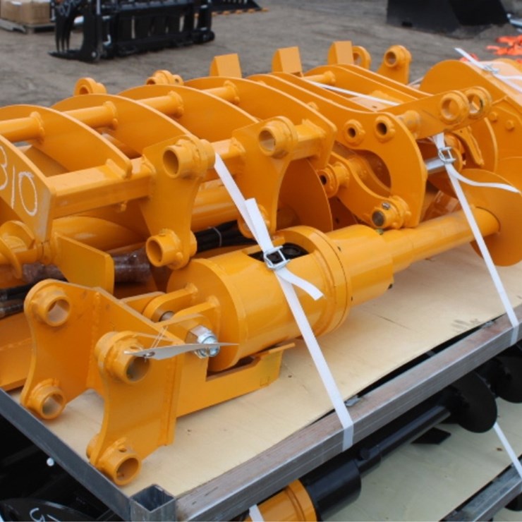 #9310 • QTY (8) Cat 301 Excavator Attachments