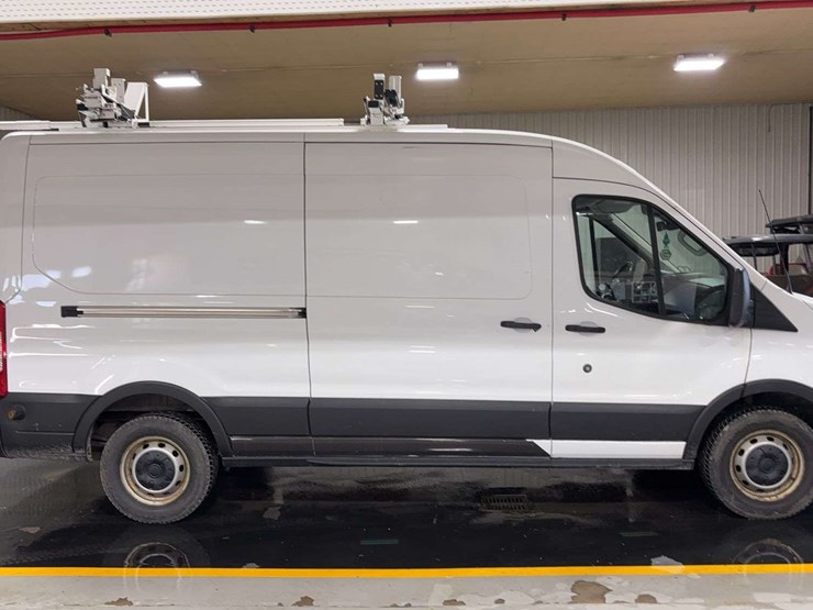 2019-ford-transit-image-3
