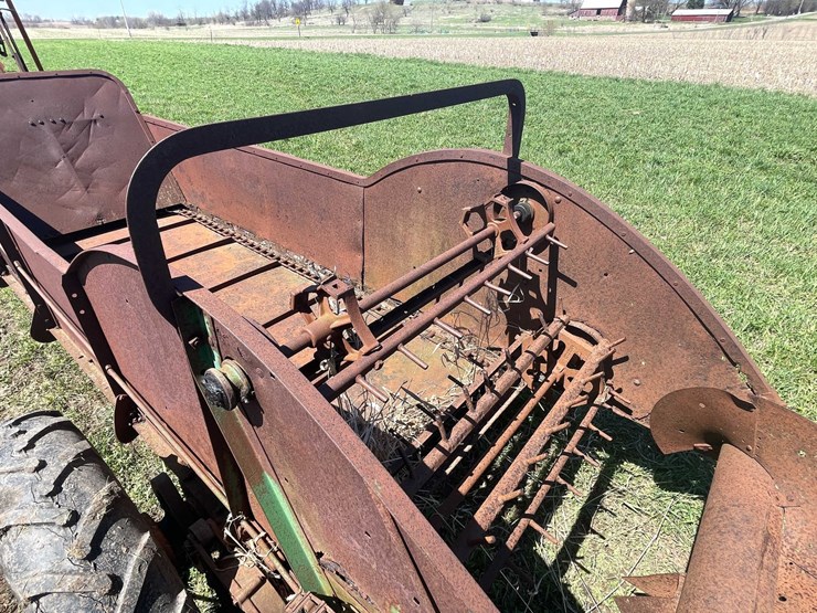 john-deere-h-image-11