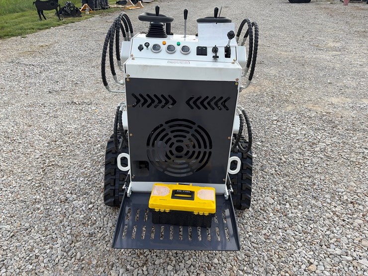 #209-•-unused-2026-zjg-zj-380-mini-skid-steer-loader-image-4