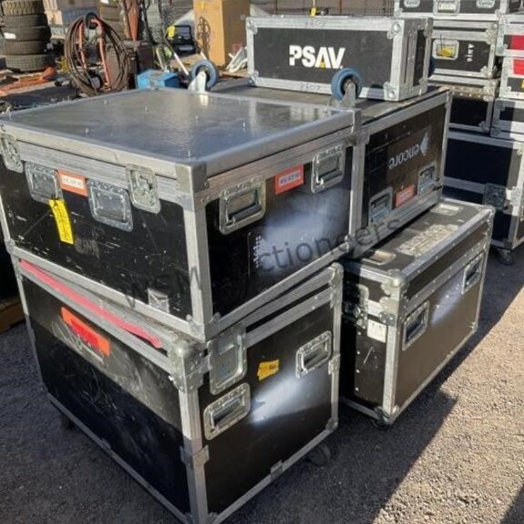 PALLET OF ASST EQUIPMENT TRANSPORT CASES