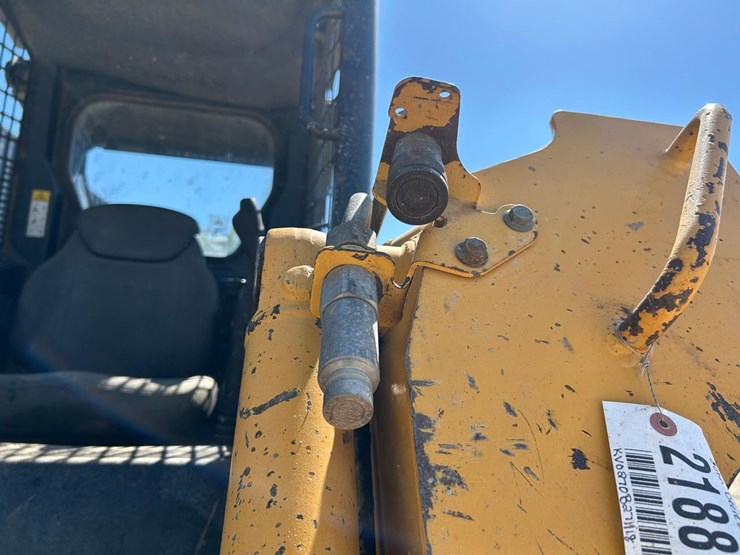 john-deere-270-image-11