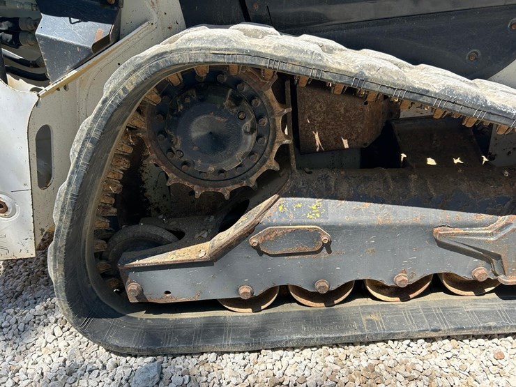 2021-bobcat-t66-image-14