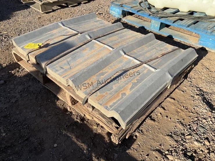 pallet-of-tin-roof-panel-cut-offs,-longest-appx-image-1