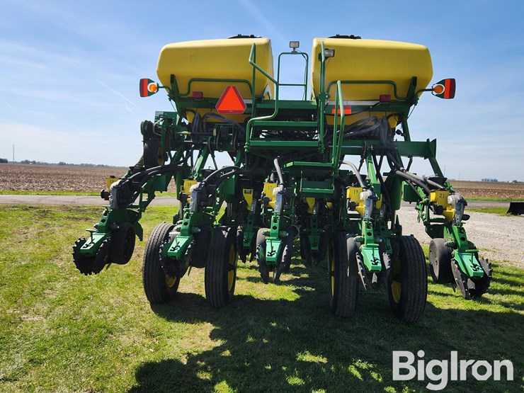 2004-john-deere-1790-ccs-image-6