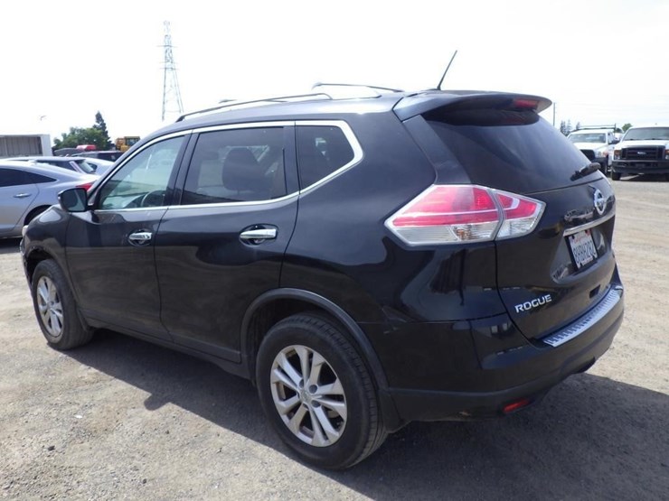 2016-nissan-rogue-image-4