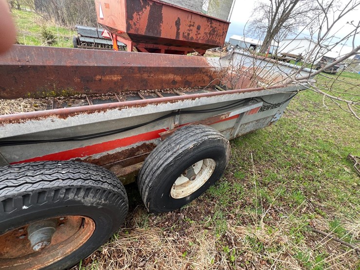 #9560-•-new-idea-parts-spreader-image-6