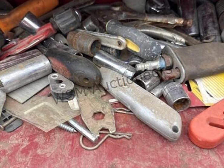 pallet-of-asst-tools-&-toolbox-image-17