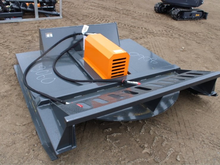#8060-•-brush-cutter-image-1