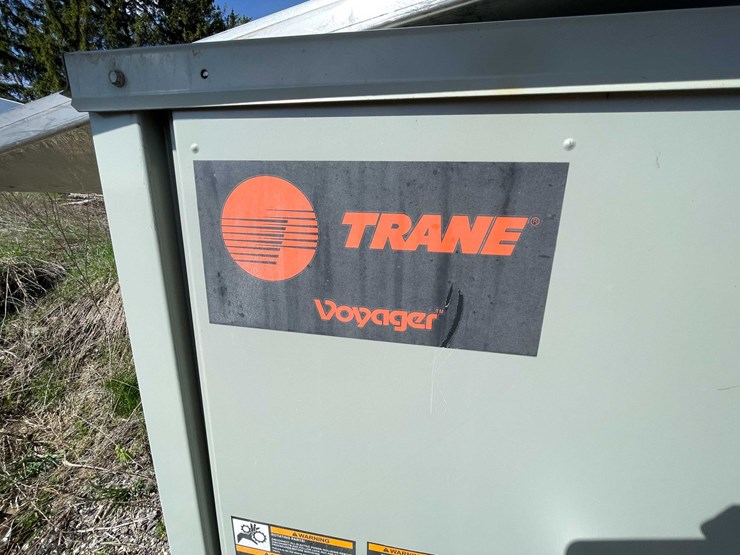 #6082-•-trane-combination-cooling-&-heating-unit-(kewaskum,-wi)-image-12
