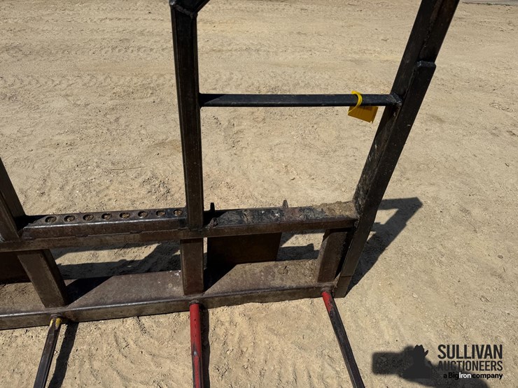 4-prong-bale-spear-image-12