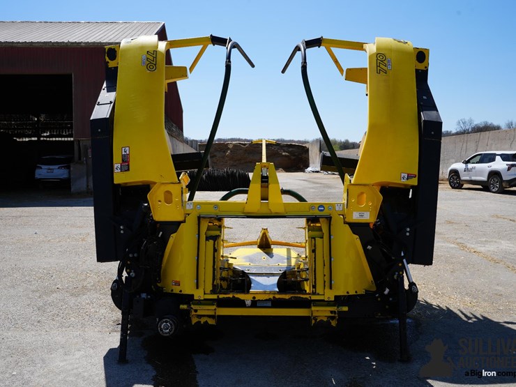 2018-john-deere-770-image-6