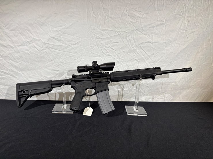 #135-•-springfield-armory-saint-5.56-ar-15-image-8