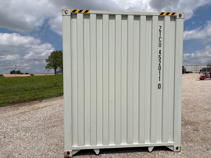 #103-•-40’-container-image-2