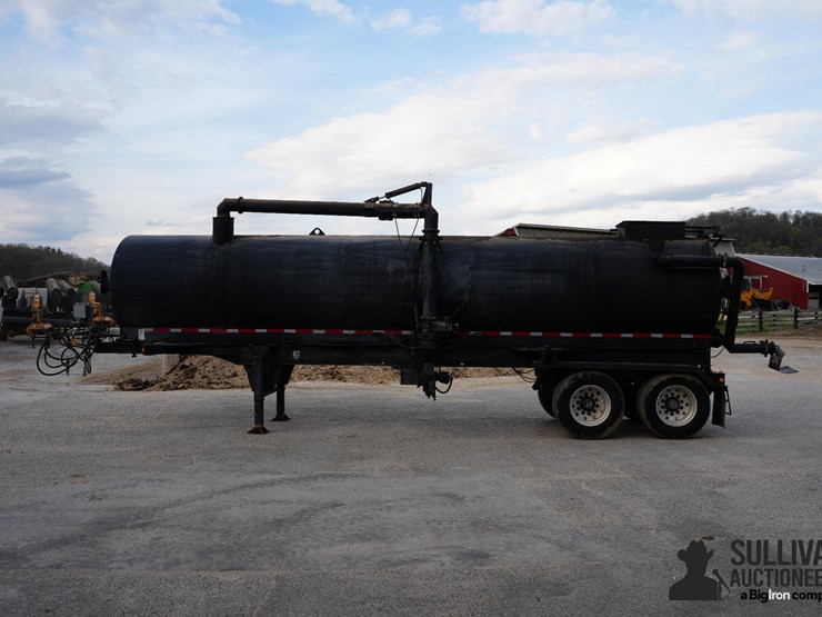 2002-garden-state-32.5'-t/a-liquid-manure-trailer-w/n-tech-5000-tank-image-8