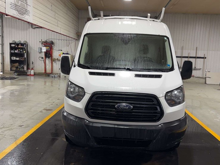 2019-ford-transit-image-8