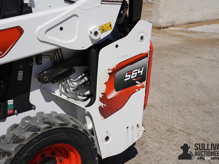 2023-bobcat-s64-image-16
