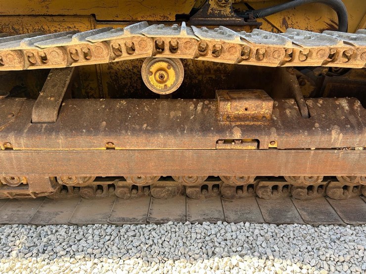 caterpillar-d5g-xl-image-13
