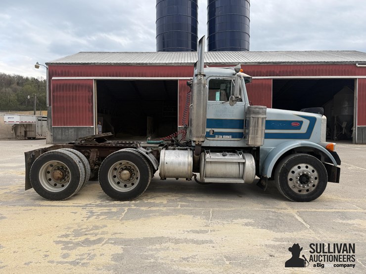 1998-peterbilt-378-image-4