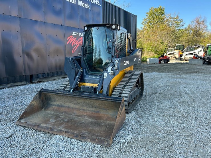 2025-deere-325g-image-8