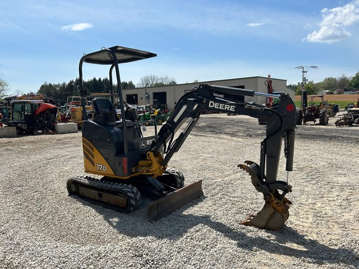 deere-17d-image-6