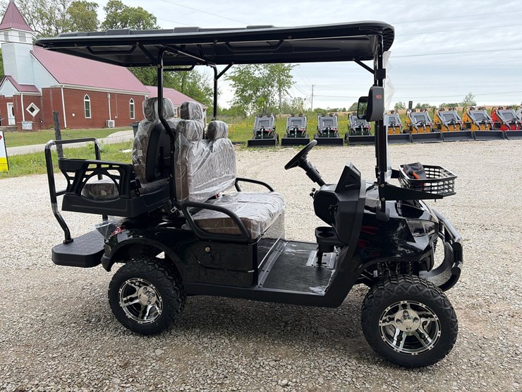 #303-•-unused-2026-sdlgc80-electric-golf-cart-image-3