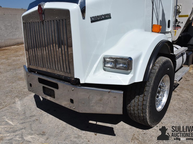 2008-kenworth-t800-image-10