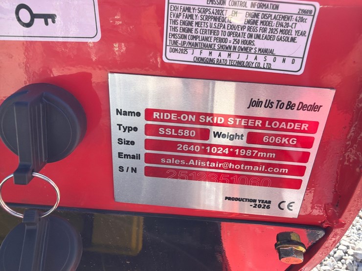 #220-•-unused-2026-ssl580-ride-on-skid-steer-loader-image-6
