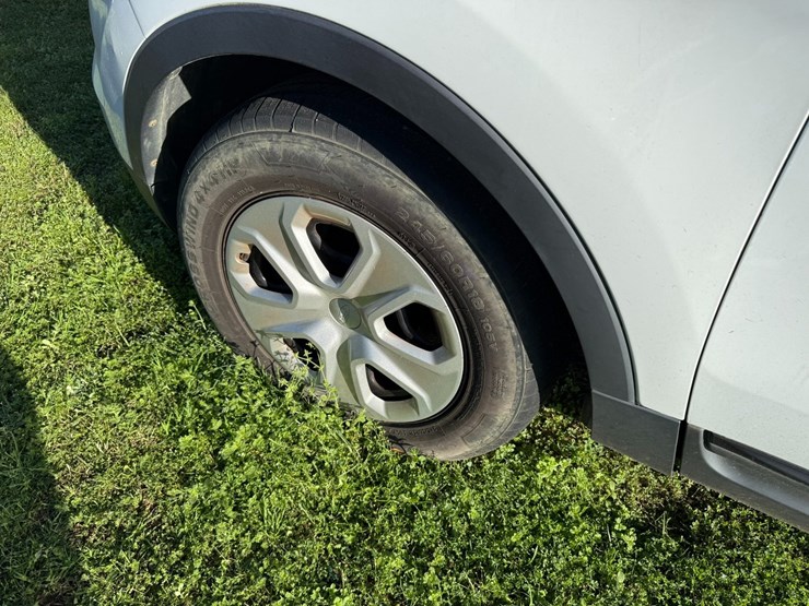 2014-ford-explorer-image-12