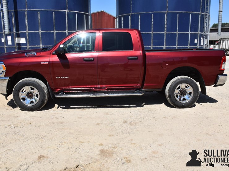 2019-ram-2500-hd-image-8