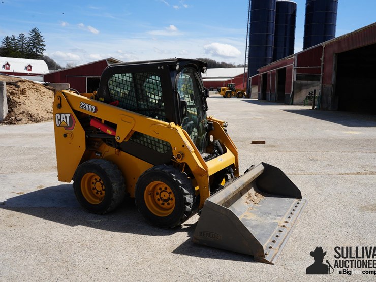 2023-caterpillar-226d3-image-3