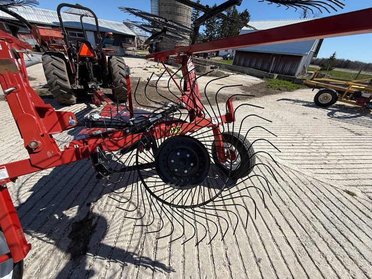 #6157-•-h&s-2112-action-rake-(sturgeon-bay,-wi)-image-16
