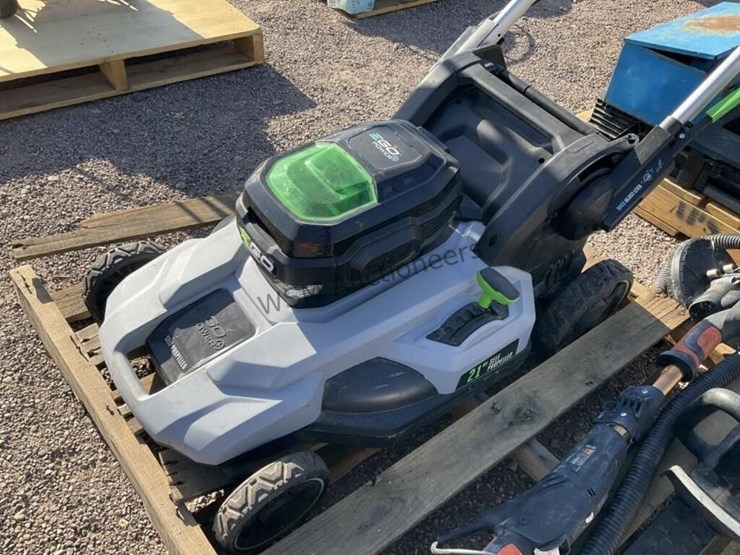 pallet-of-misc-image-4