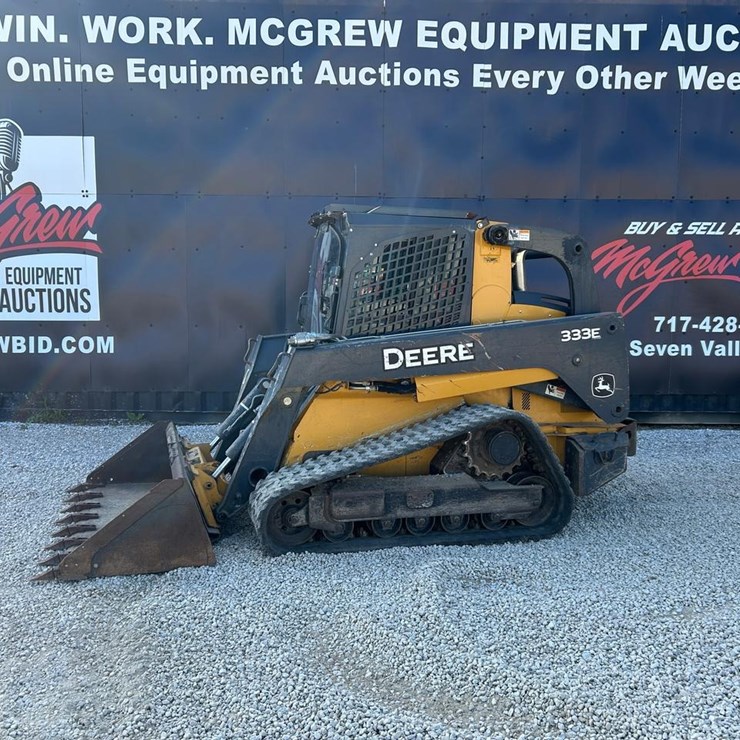 DEERE 333E